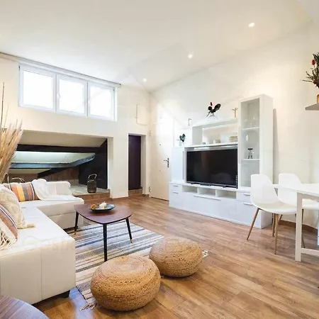 Atico Asturias Χιχόν